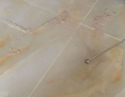 织金瓷砖空鼓维修公司分享粘合剂选择不当在瓷砖铺贴过程中可能导致以下问题